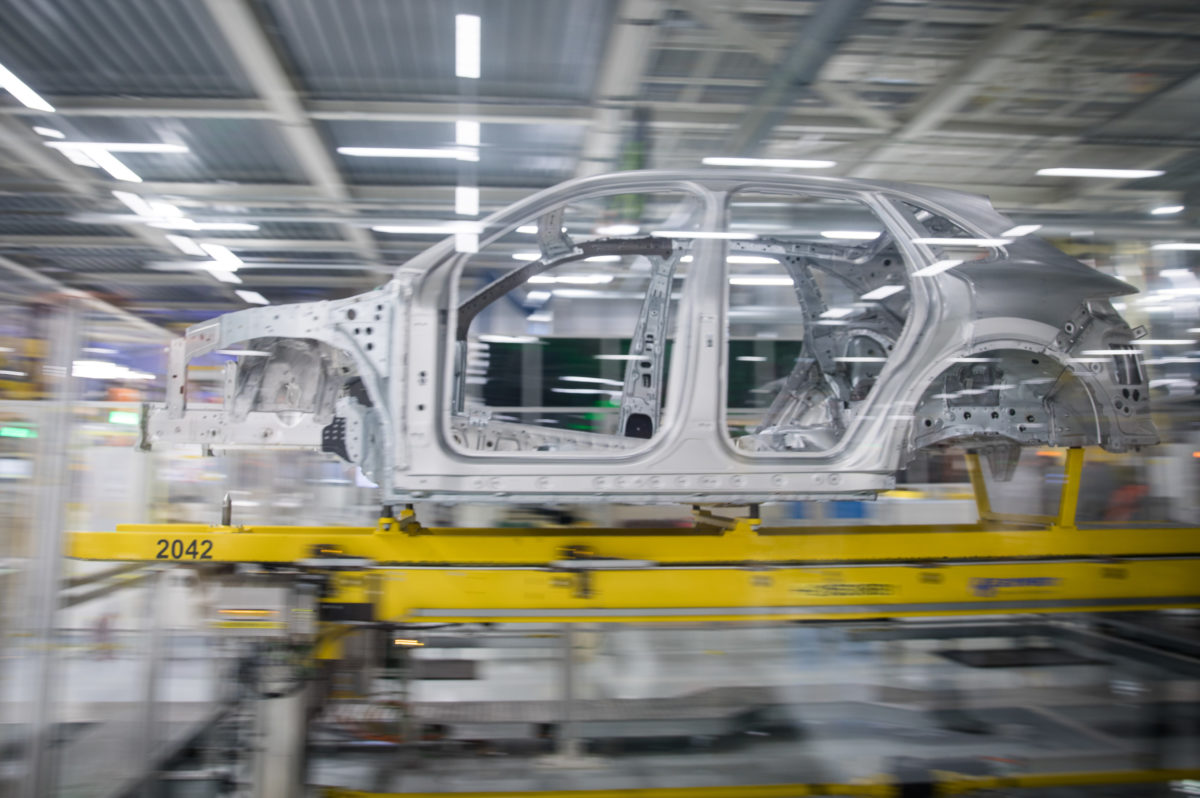 VOLKSWAGEN: Otvorenie segmentu Porsche