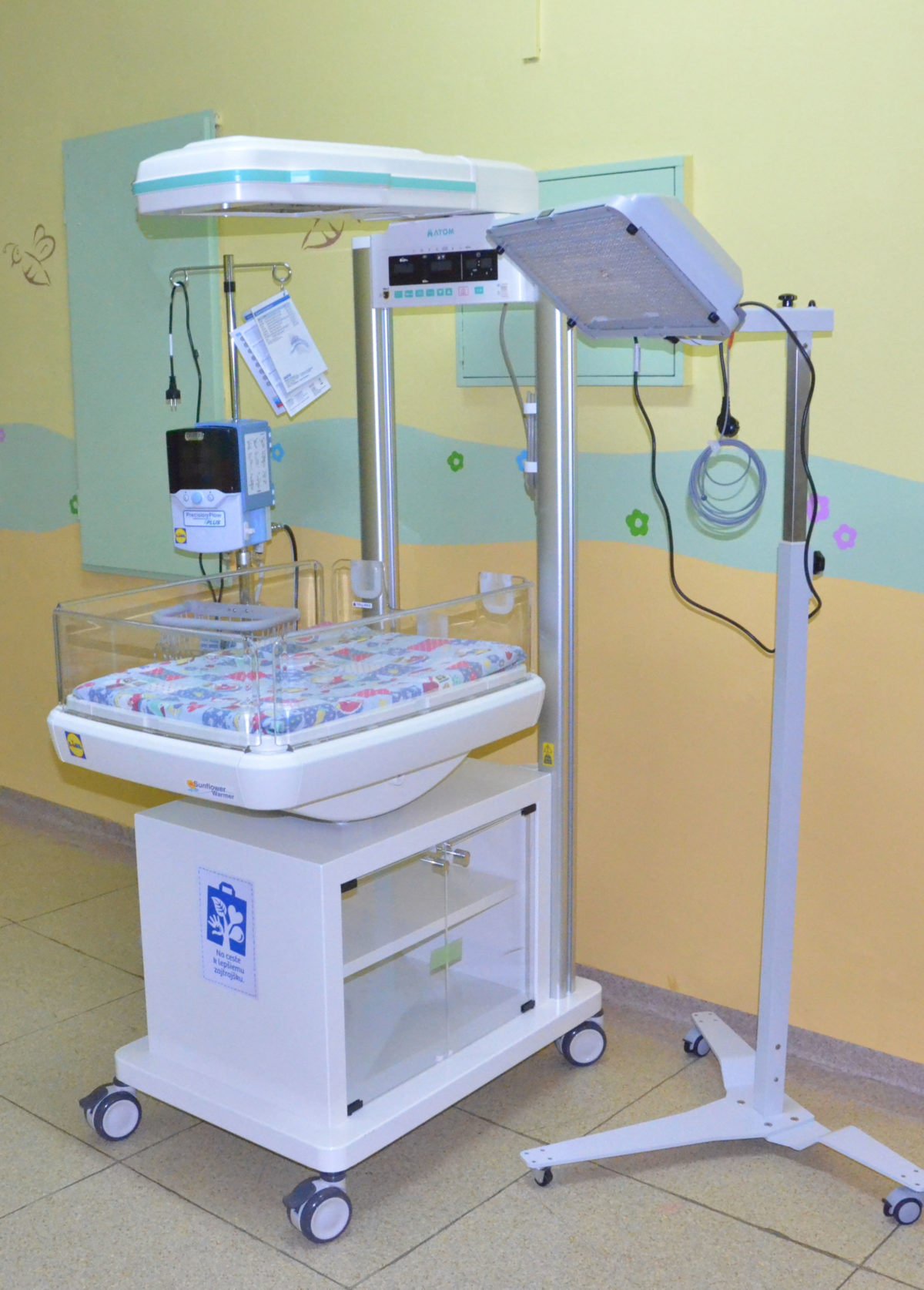 Zdravotnicke pristroje.jpg