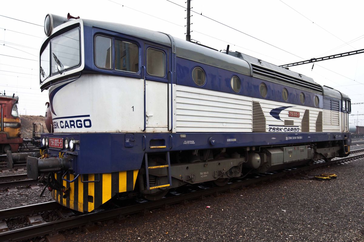 Rušeň ZSSK CARGO.