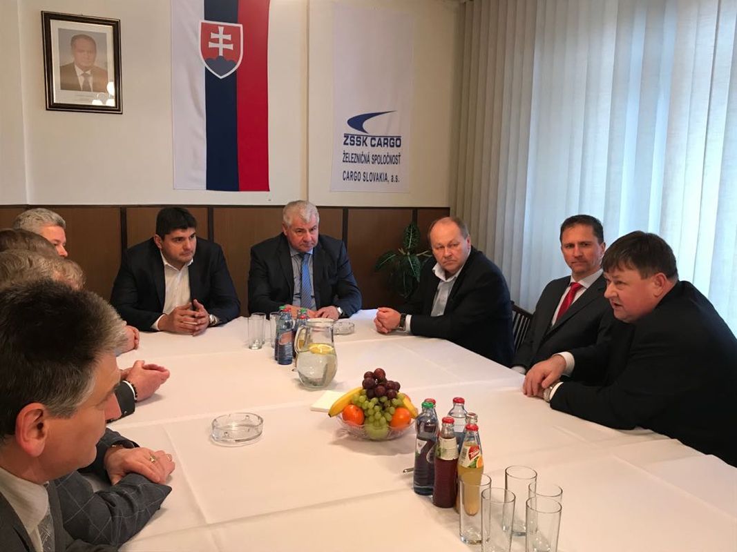 Arsek a ierna nad tisou3.jpg