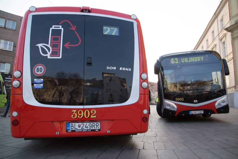 BRATISLAVA: Prvé elektrobusy DPB