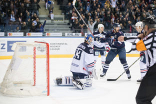 HOKEJ KHL: Bratislava - Magnitogorsk