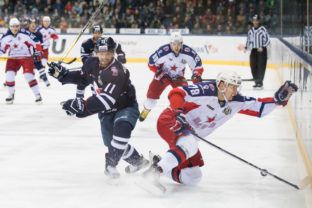 HOKEJ KHL: Bratislava - Moskva