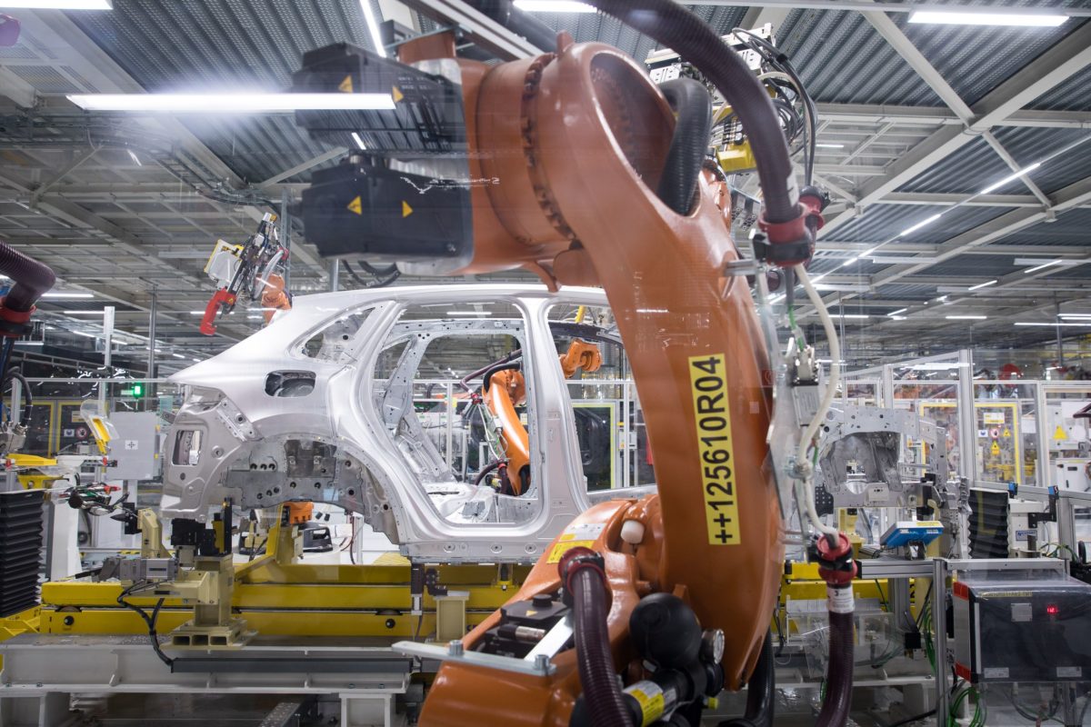 VOLKSWAGEN: Otvorenie segmentu Porsche