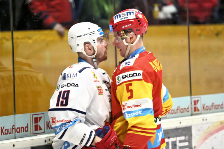 HOKEJ:  Zvolen - Trenčín