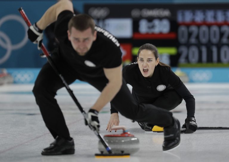 Alexander Krušeľnickij, Anastasia Bryzgalovová