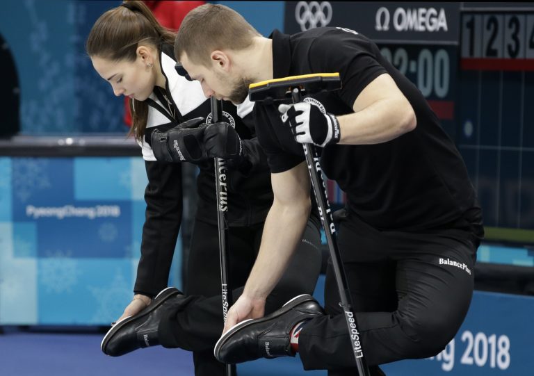 Anastasia Bryzgalovová, Alexander Krušeľnickij