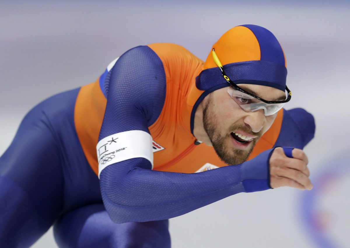 Nuis je prvým mužom, ktorý ako úradujúci majster sveta získal