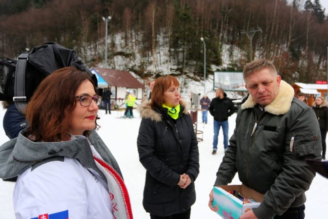 Kontrolný deň premiéra Fica a ministerky Lubyovej na školskom lyžiarskom kurze