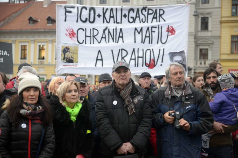 Zhromaždenie Postavme sa za slušné Slovensko