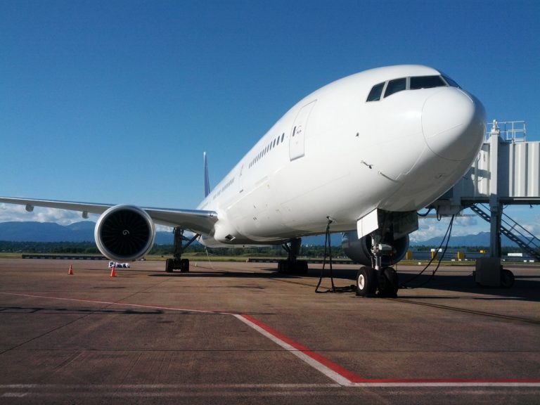 Boeing 777