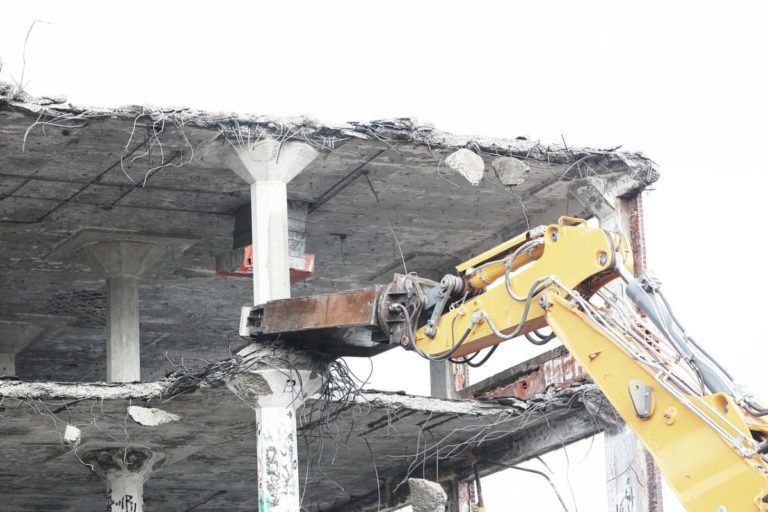 Demolácia, búranie