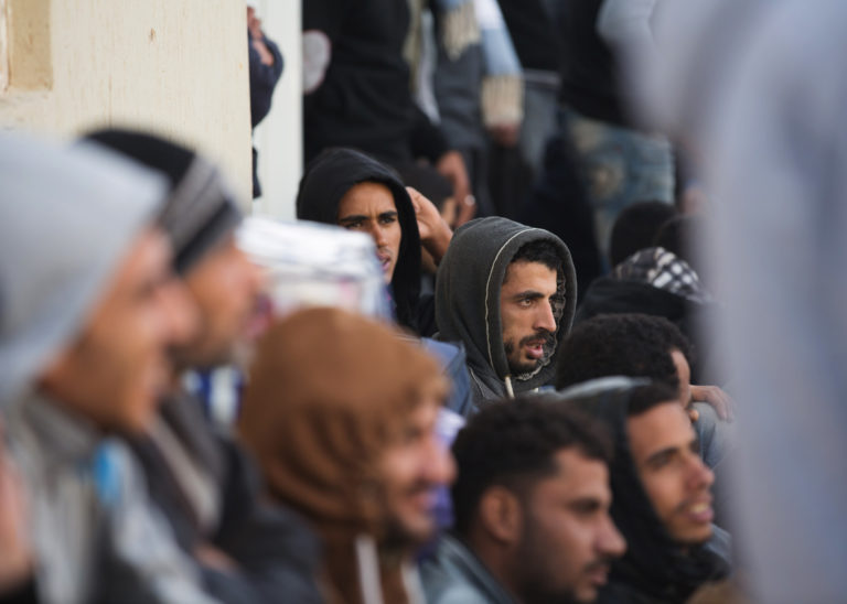 Migranti, utečenci