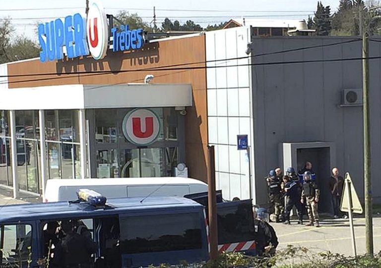 Francúzsko, streľba, polícia