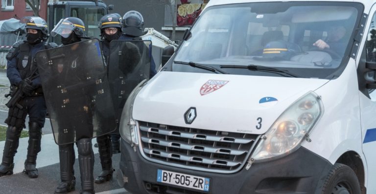 Francuzsko, policia