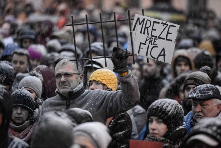 Pochod za Kuciaka a Kušnírovú