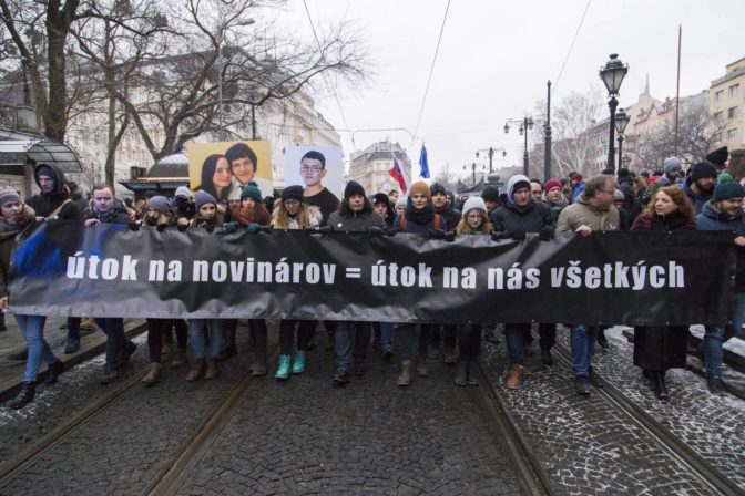 Pochod za Kuciaka a Kušnírovú
