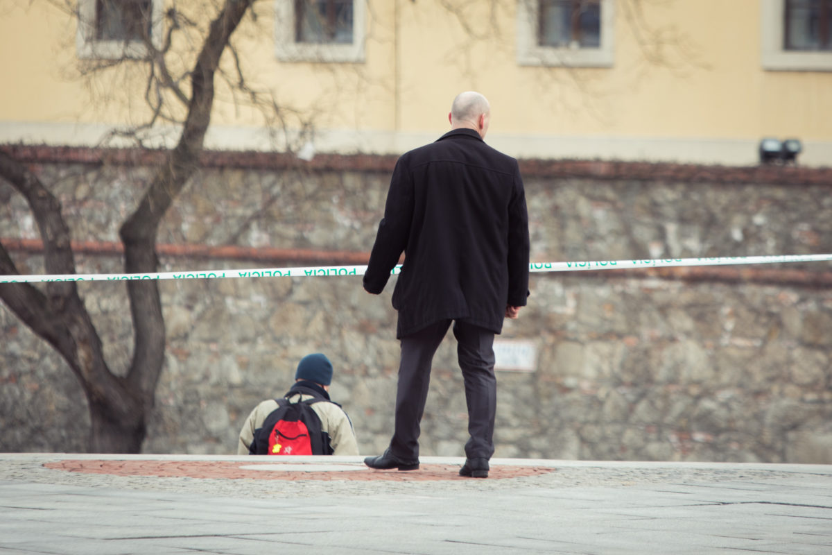 NR SR: Uzavretie hlavného vchodu do budovy