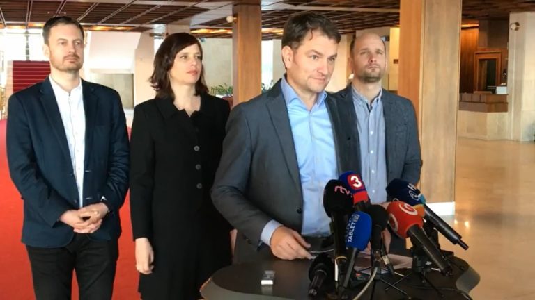 OĽaNO považuje Špirka za národného hrdinu.