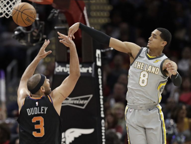 Jordan Clarkson, Jared Dudley