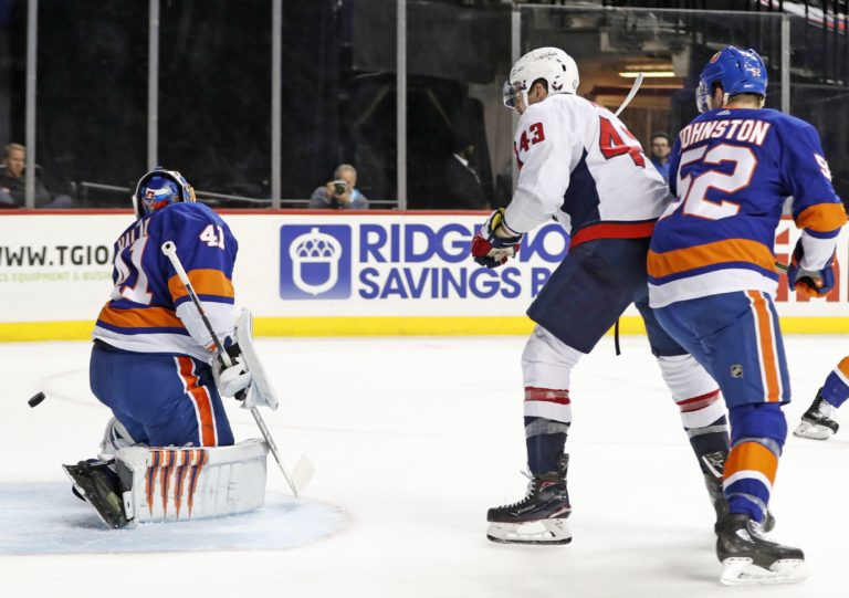 Tom Wilson (43), Ross Johnston (52), Jaroslav Halák