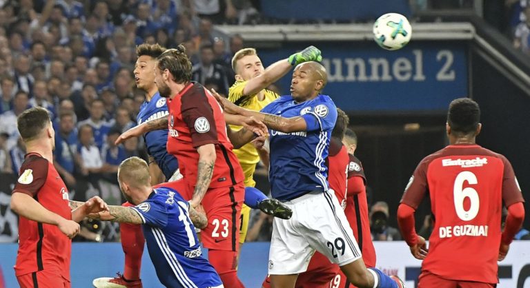Eintracht Frankfurt, Schalke, HRádecký