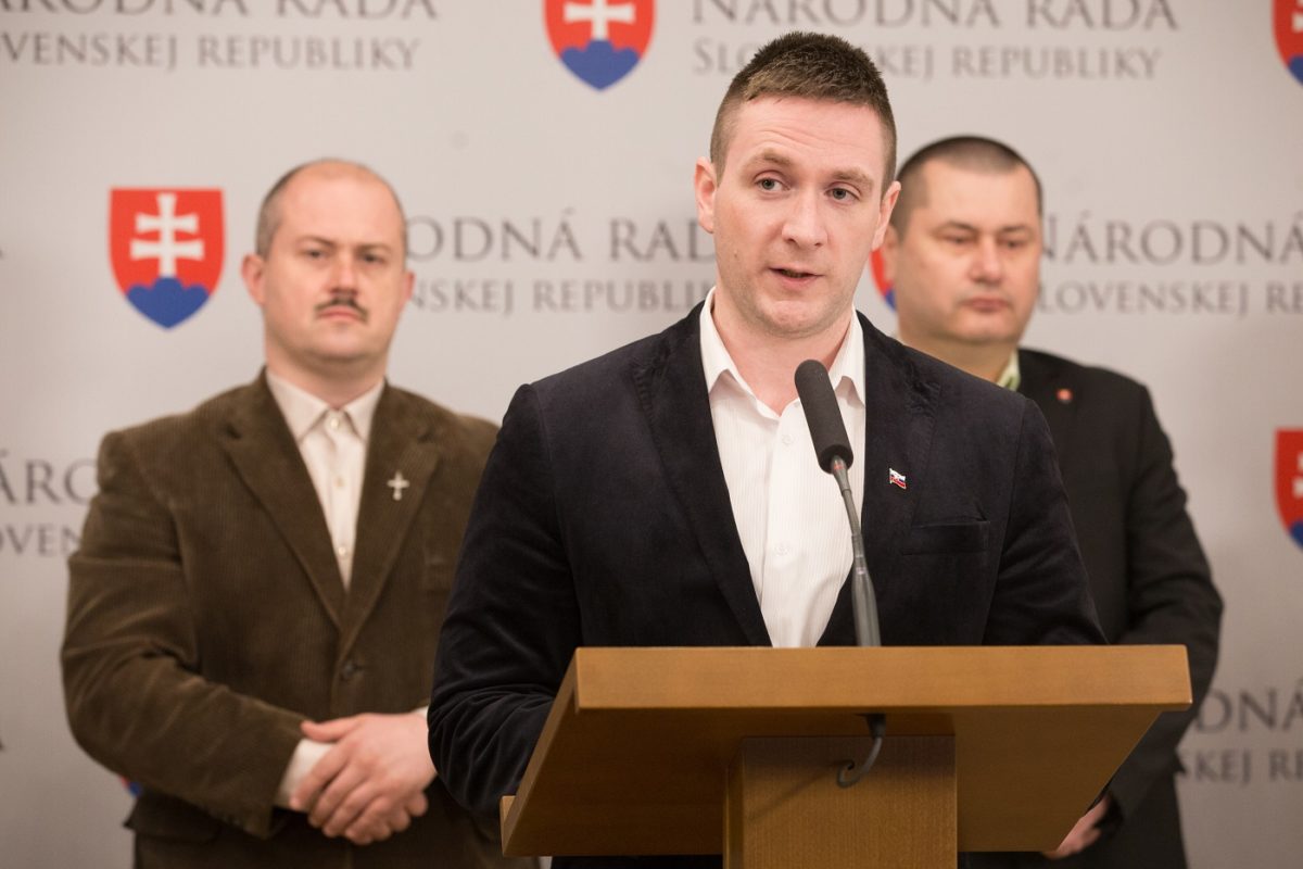 ĽS NS
