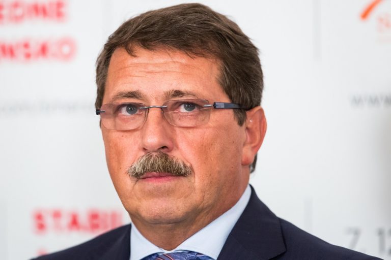 ÚMRTIE: Bývalý predseda parlamentu Pavol Paka