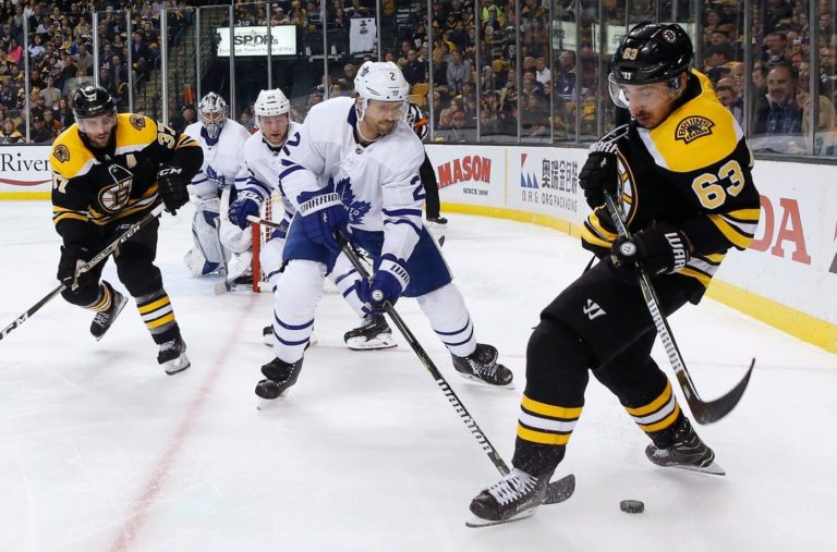Toronto, Boston