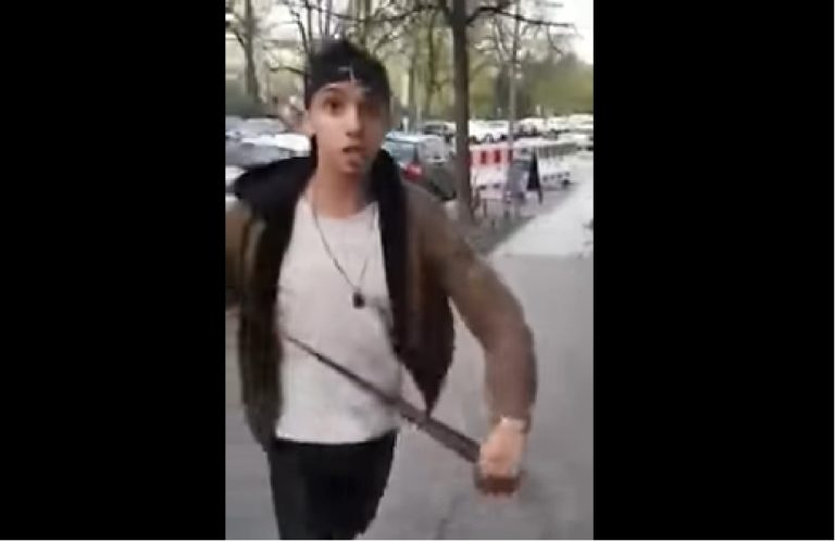 Nemecko, migranti, útok