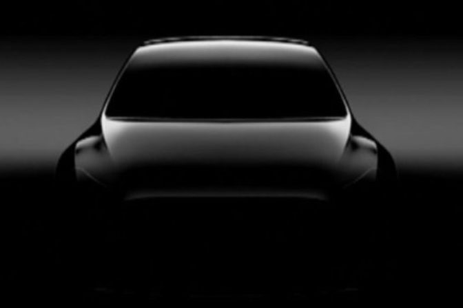 Tesla model y front 1024x612.jpg