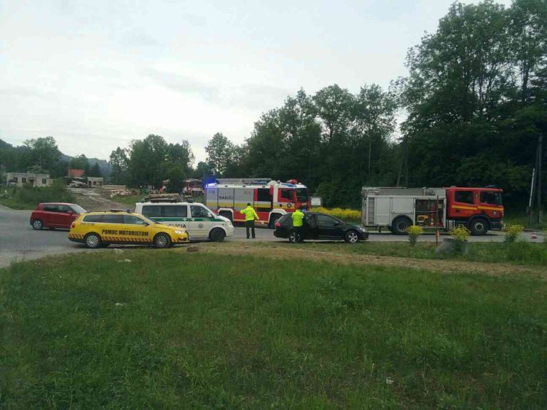 Dopravná nehoda vlaku a auta