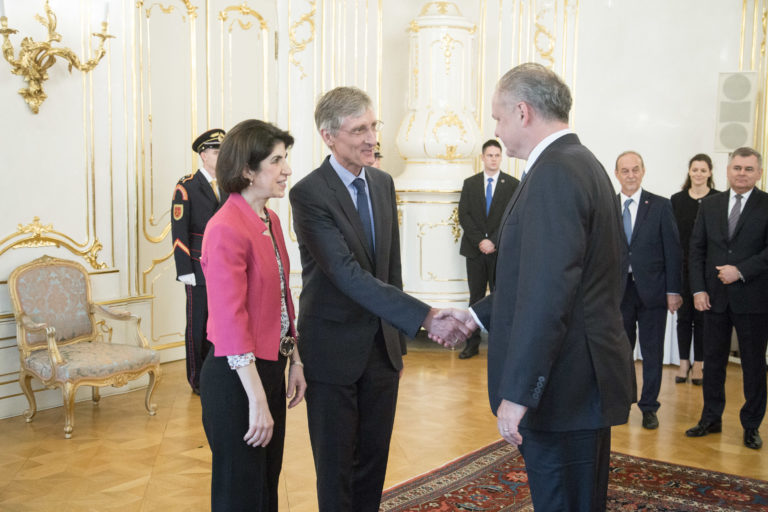 Cern, Gianotti, Kiska
