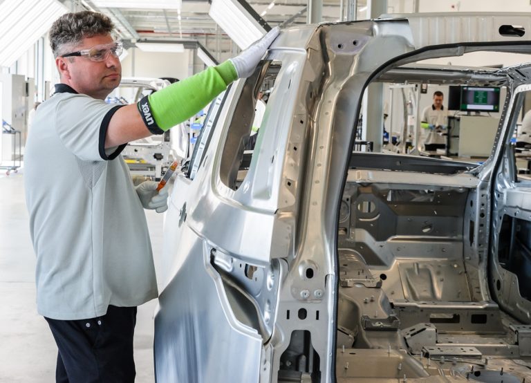 Jaguar Land Rover, Nitra