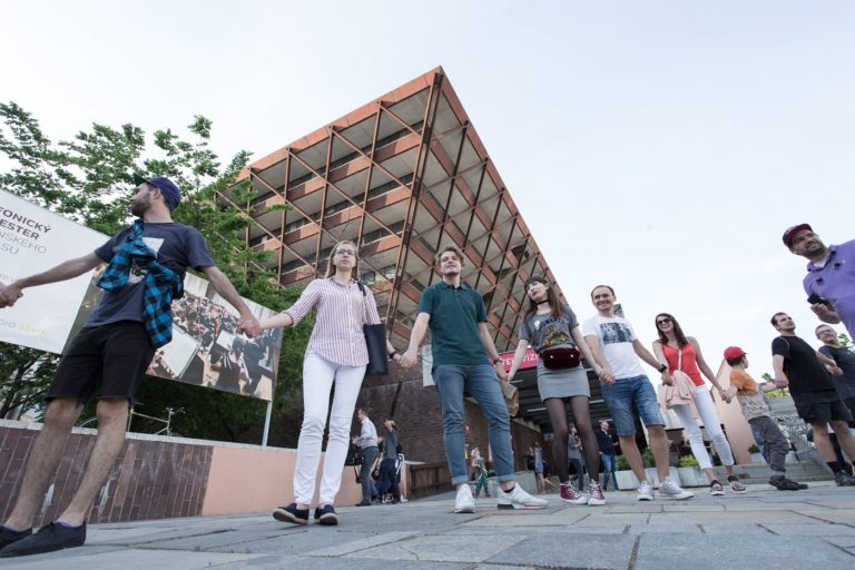 PROTEST: Postavme sa za nezávislú RTVS