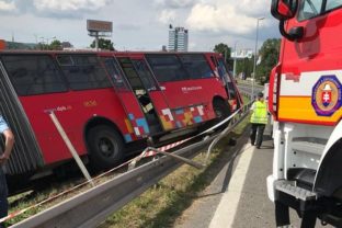 Nehoda, autobus, Bratislava