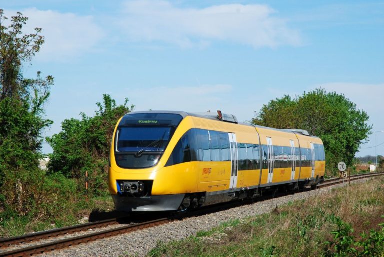 Regiojet_bombardier_talent_komarno.jpg