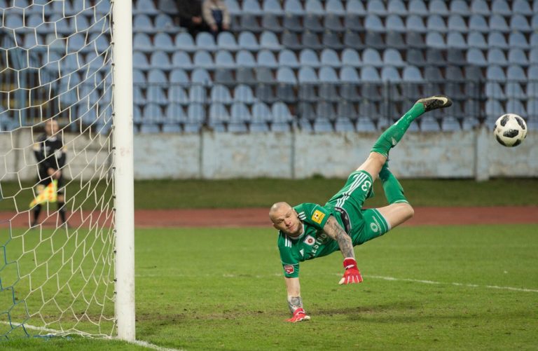 FUTBAL FL: Bratislava - Ruomberok