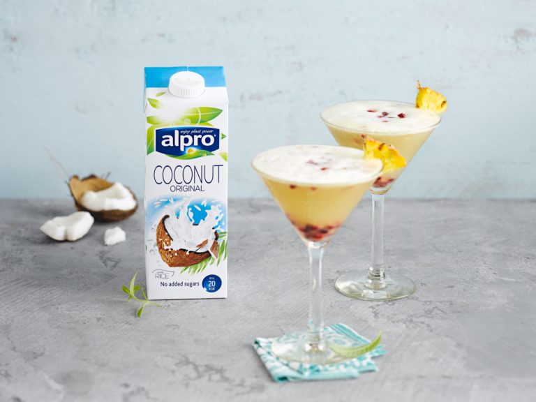 Large a_coconut pineapple mocktail with uht pack_cc_product.jpg