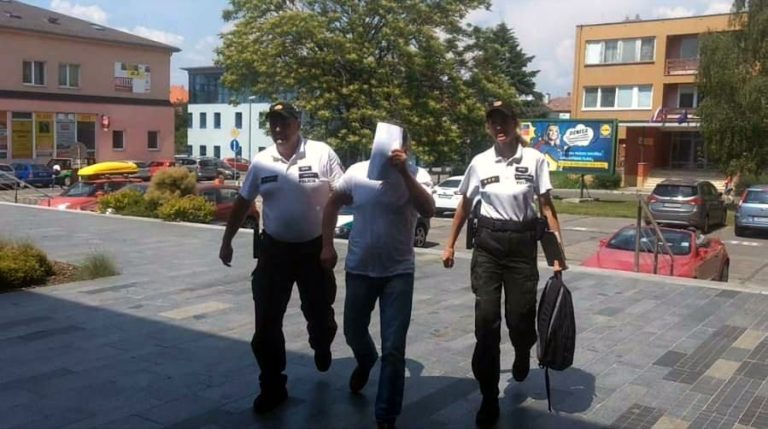 POLÍCIA: Opitý vodič na diaľnici D1