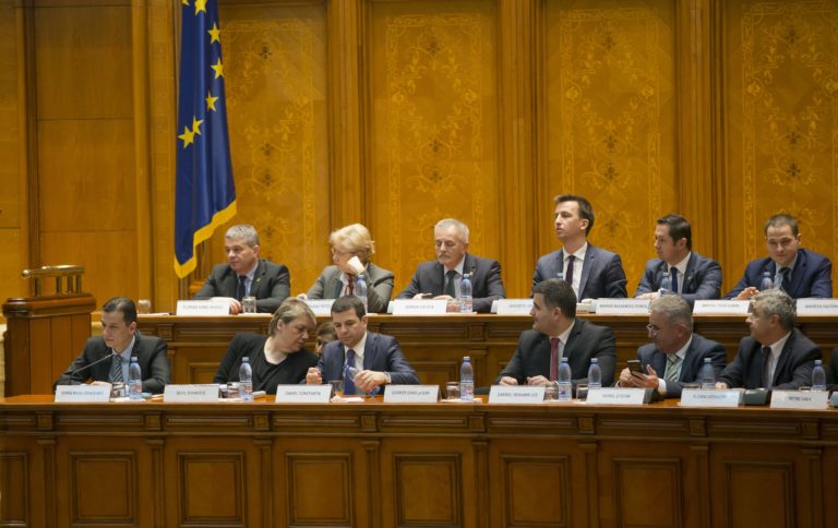 Rumunsko, parlament