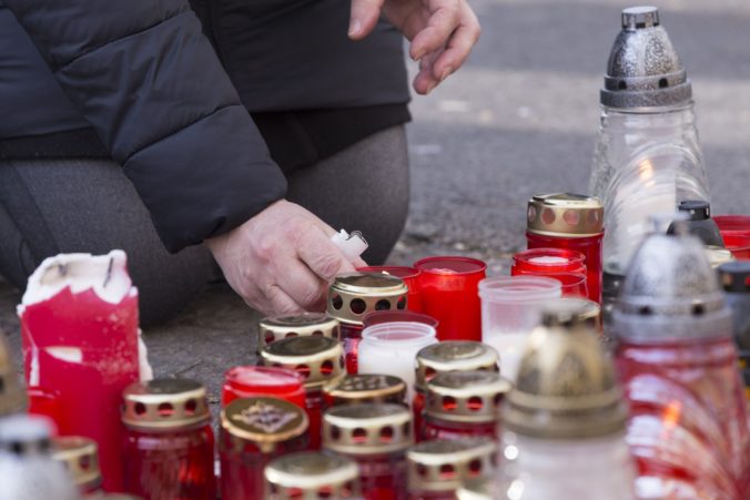Na Hlavnom námestí v Bratislave sa rozhorí srdce zo 730 sviečok, pripomíname si druhé výročie invázie na Ukrajinu
