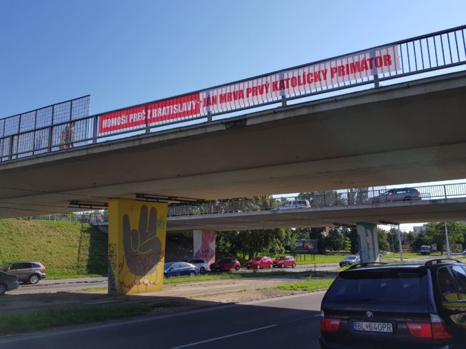 Homofóbne transparenty v Bratislave