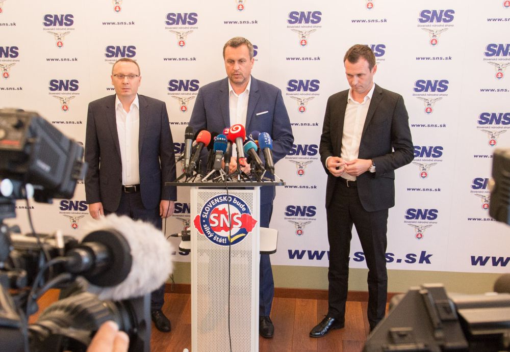 Danko, sns, durcek, bernatak