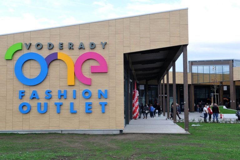 One fashion outlet Voderady