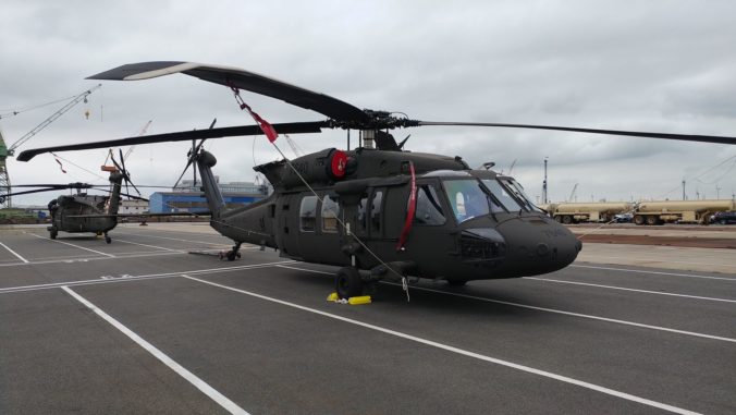 Vrtuľník UH 60M Black Hawk