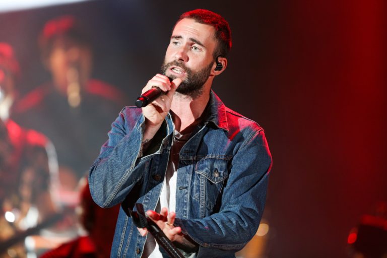 Adam Levine, Maroon 5