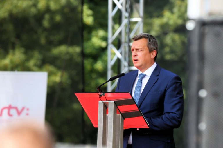 SNP: Oslavy 74. výročia