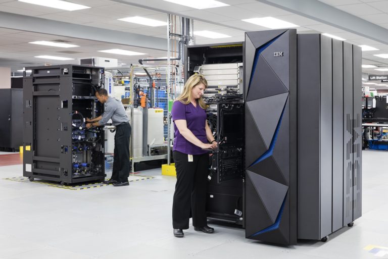 Foto 2_ibm cloud s.jpg