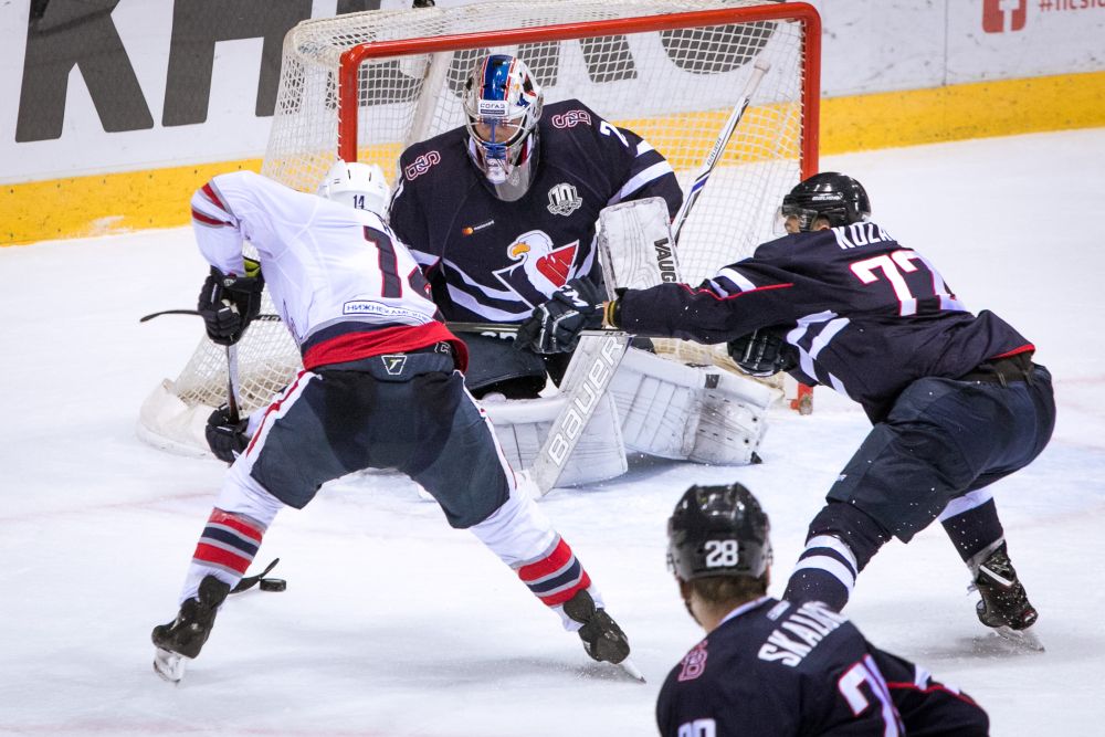 HOKEJ KHL: Bratislava - Ninekamsk